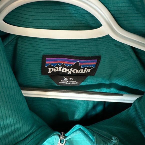 Patagonia two tone jacket - Picture 2 of 4